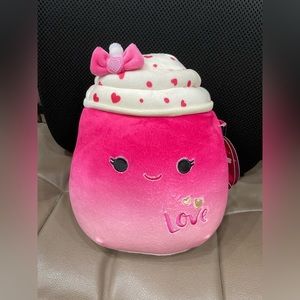 Kelly toys 2023 Valentine’s edition Cinnamon milkshake 8” Squishmallow. NWT!